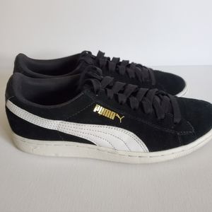 Puma Vikky Suede Women's Sneaker Size 7